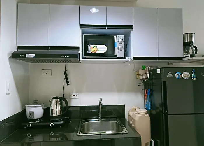 Leaf Residences Muntinlupa - M&g Staycation Aparthotel